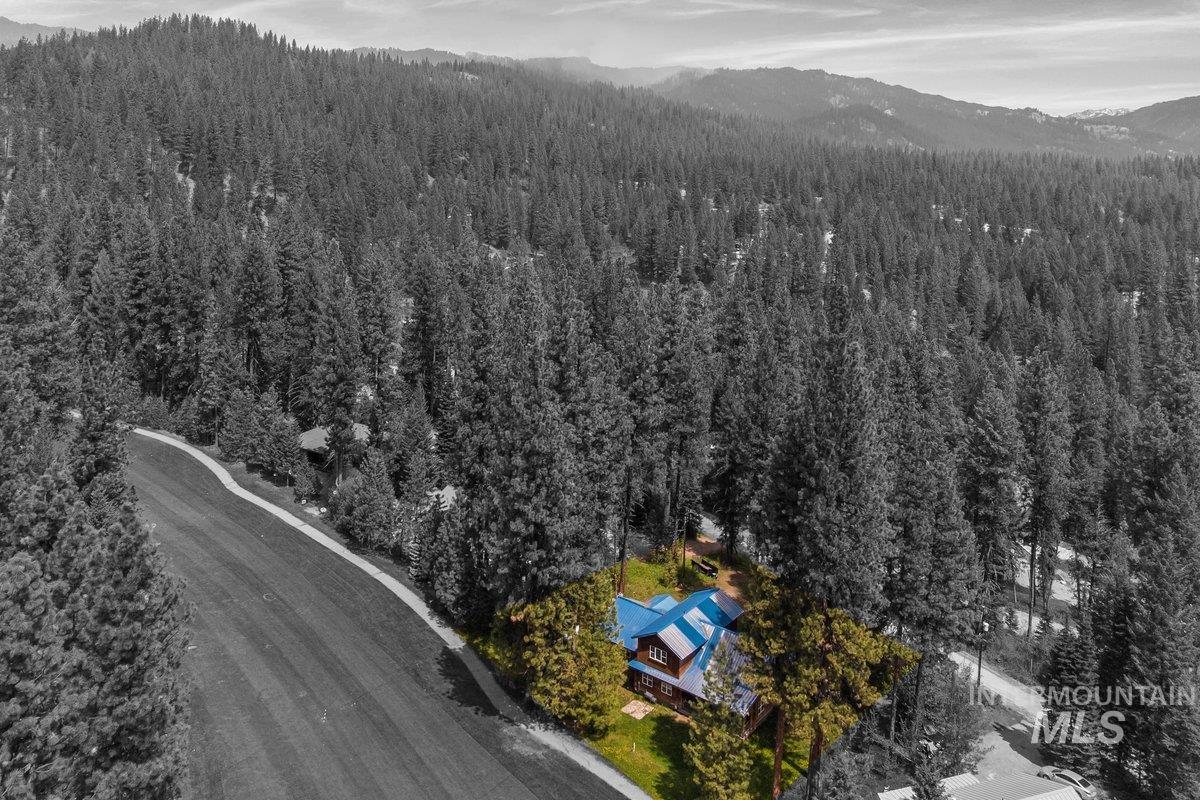 14 Sunrise Dr