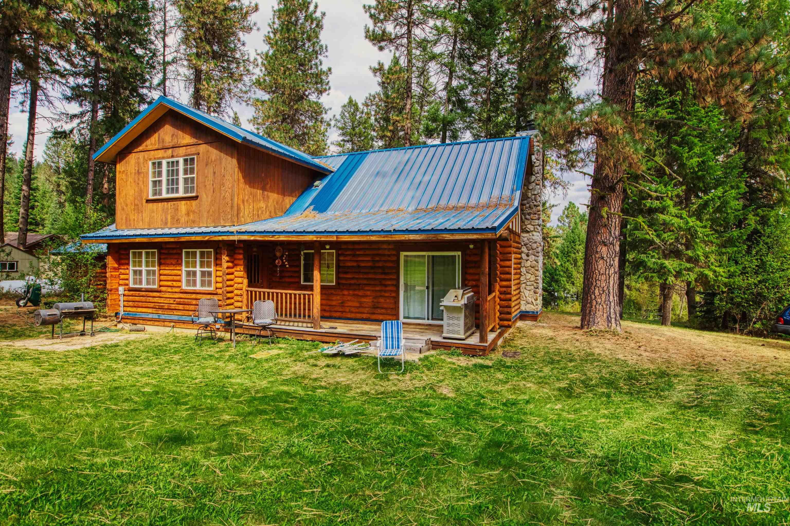14 Sunrise Dr