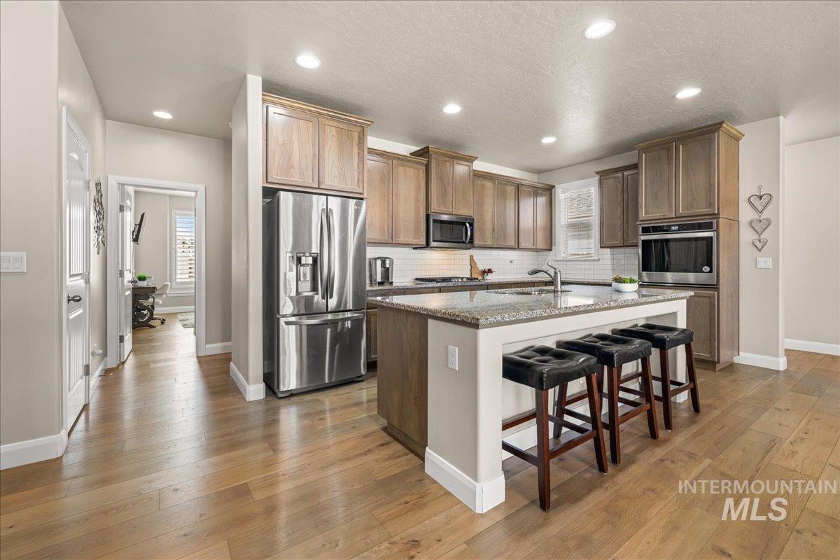 6010 W Daphne Dr.