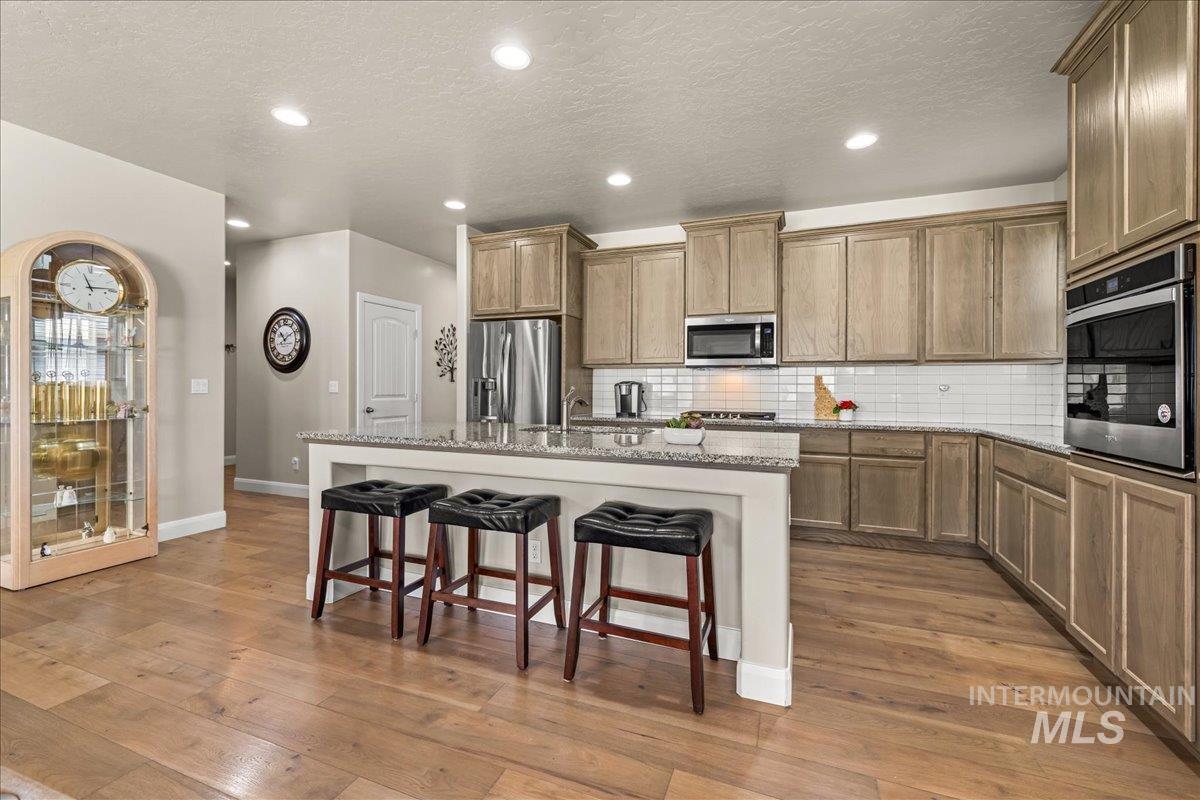 6010 W Daphne Dr.