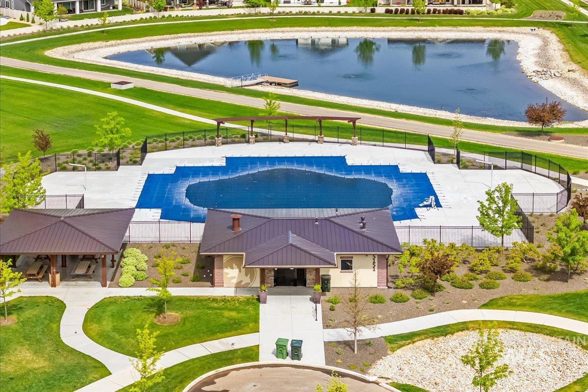 6010 W Daphne Dr.