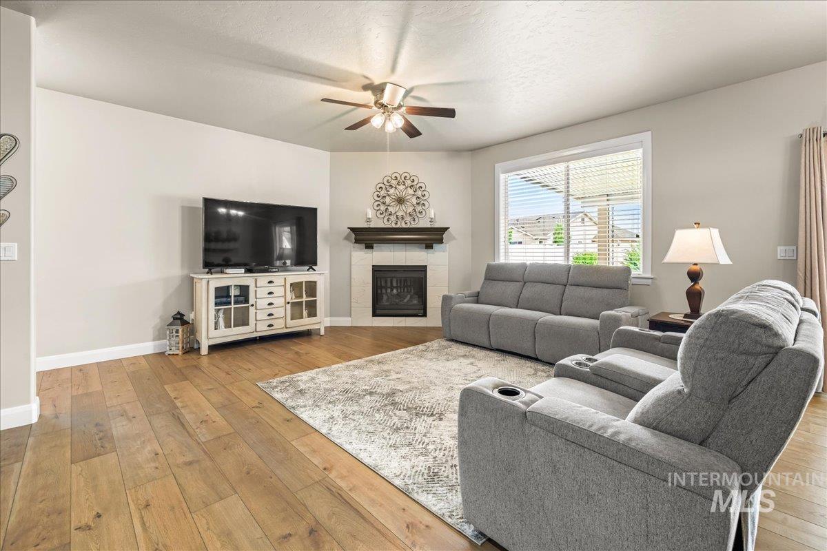 6010 W Daphne Dr.