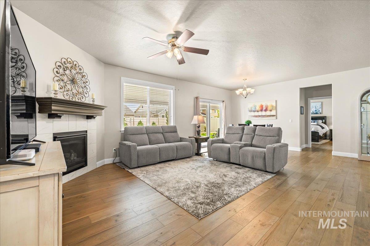 6010 W Daphne Dr.