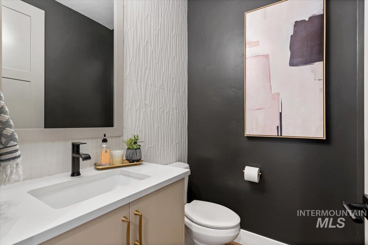 11450 W Threadgrass St