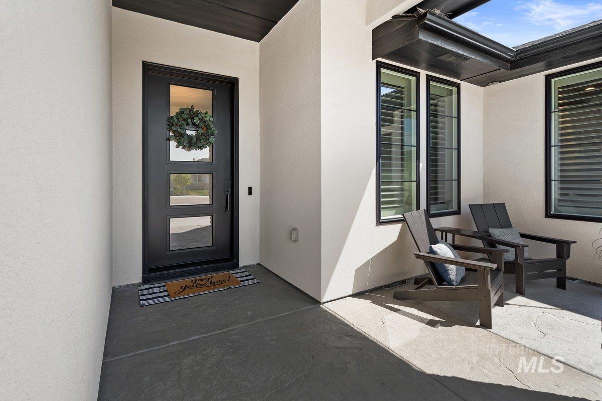 11450 W Threadgrass St