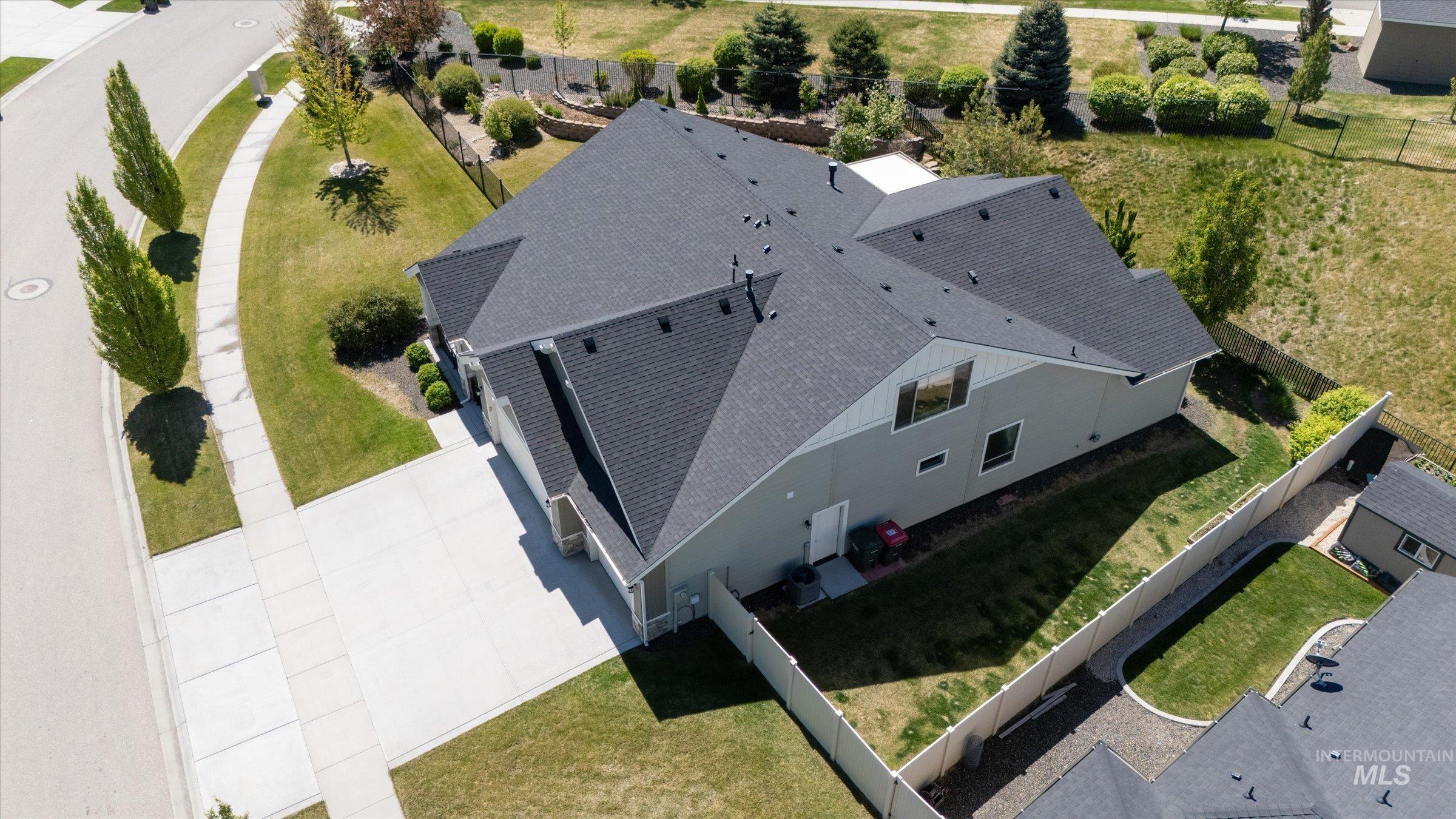1031 E Reflect Ridge Drive