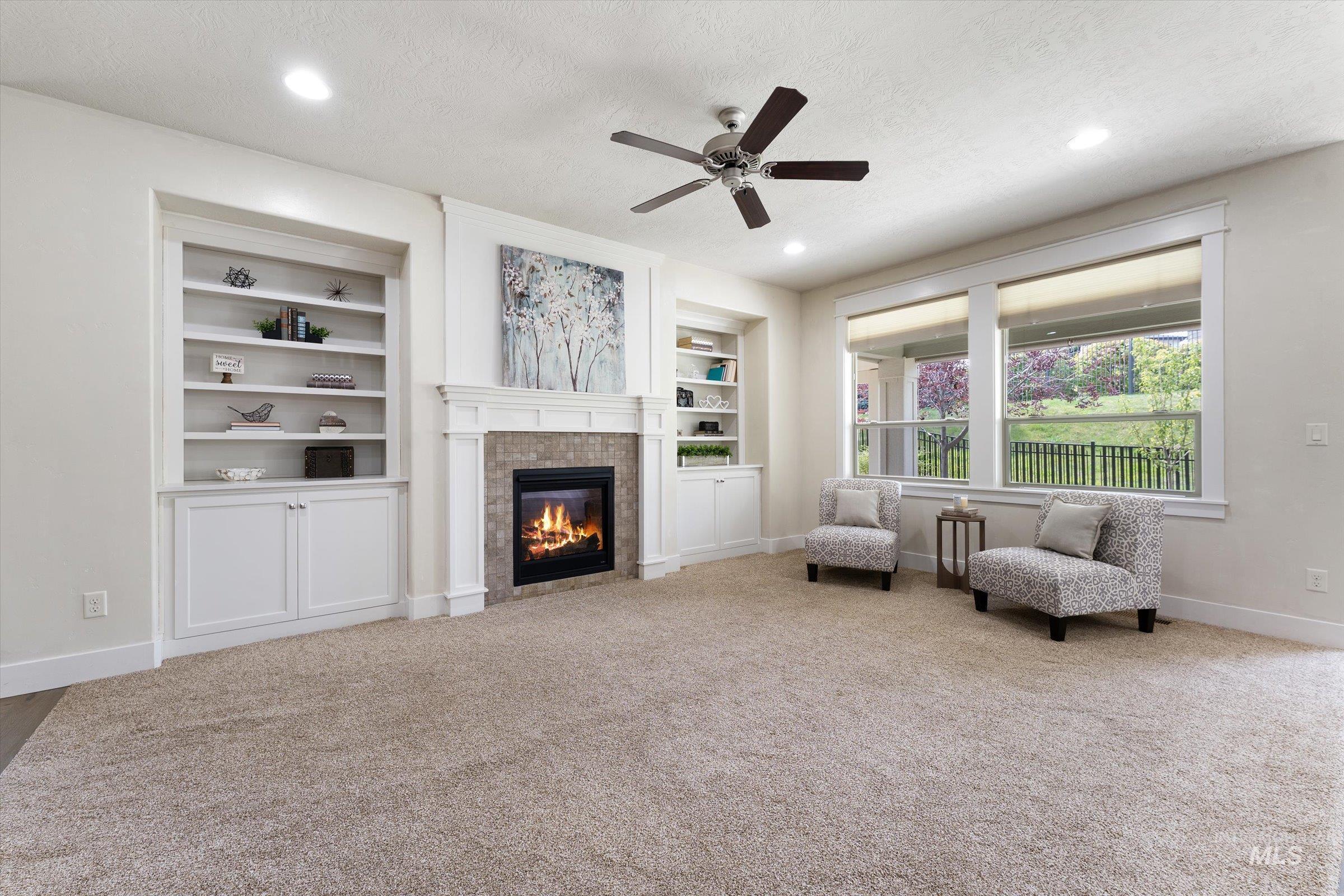 1031 E Reflect Ridge Drive