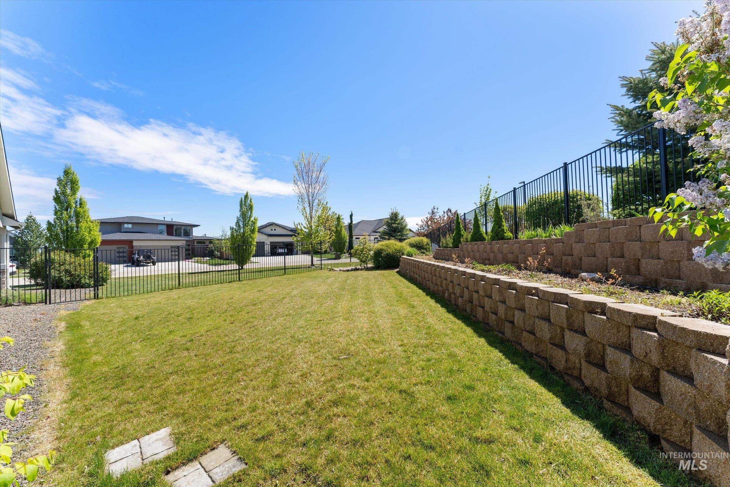 1031 E Reflect Ridge Drive