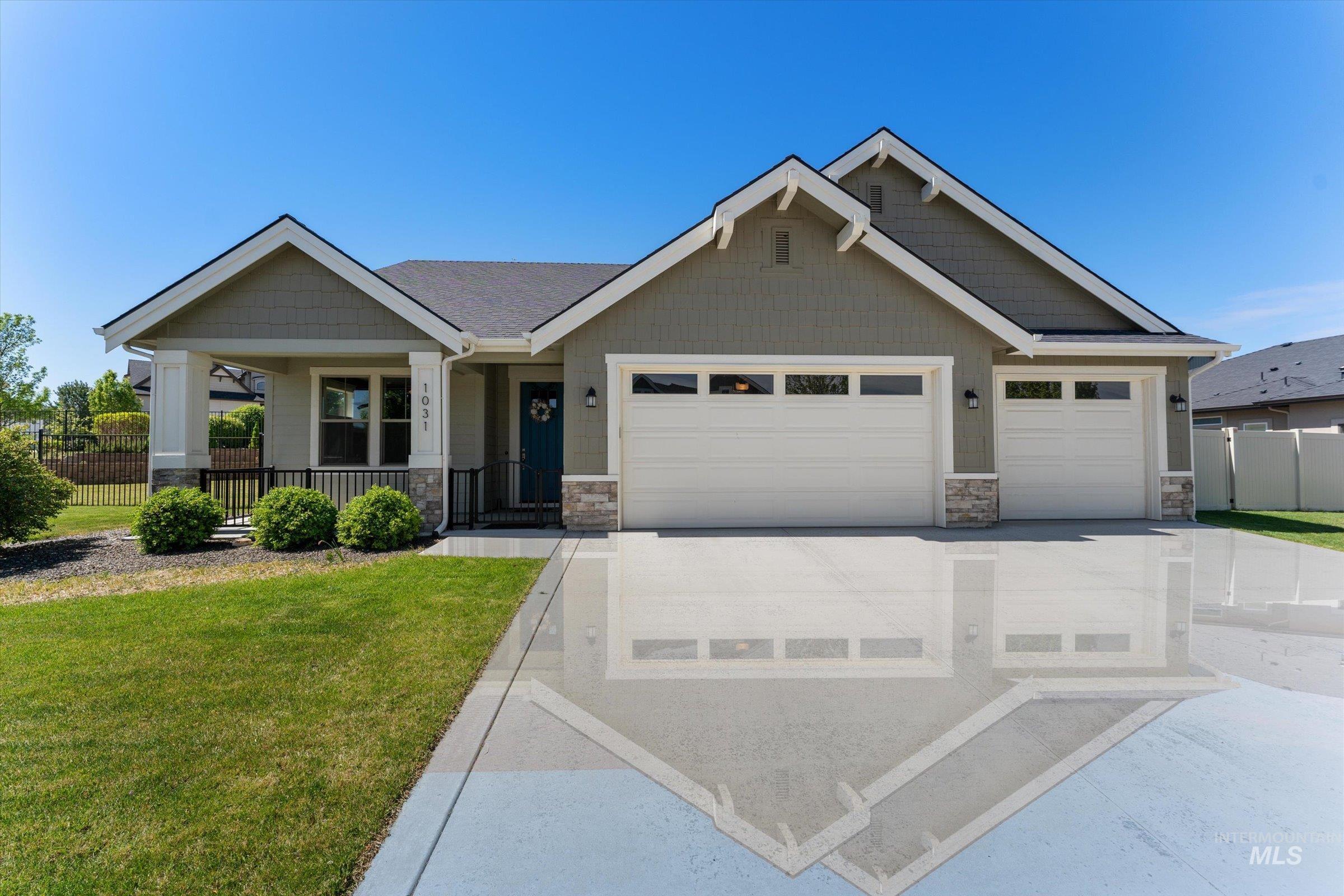1031 E Reflect Ridge Drive