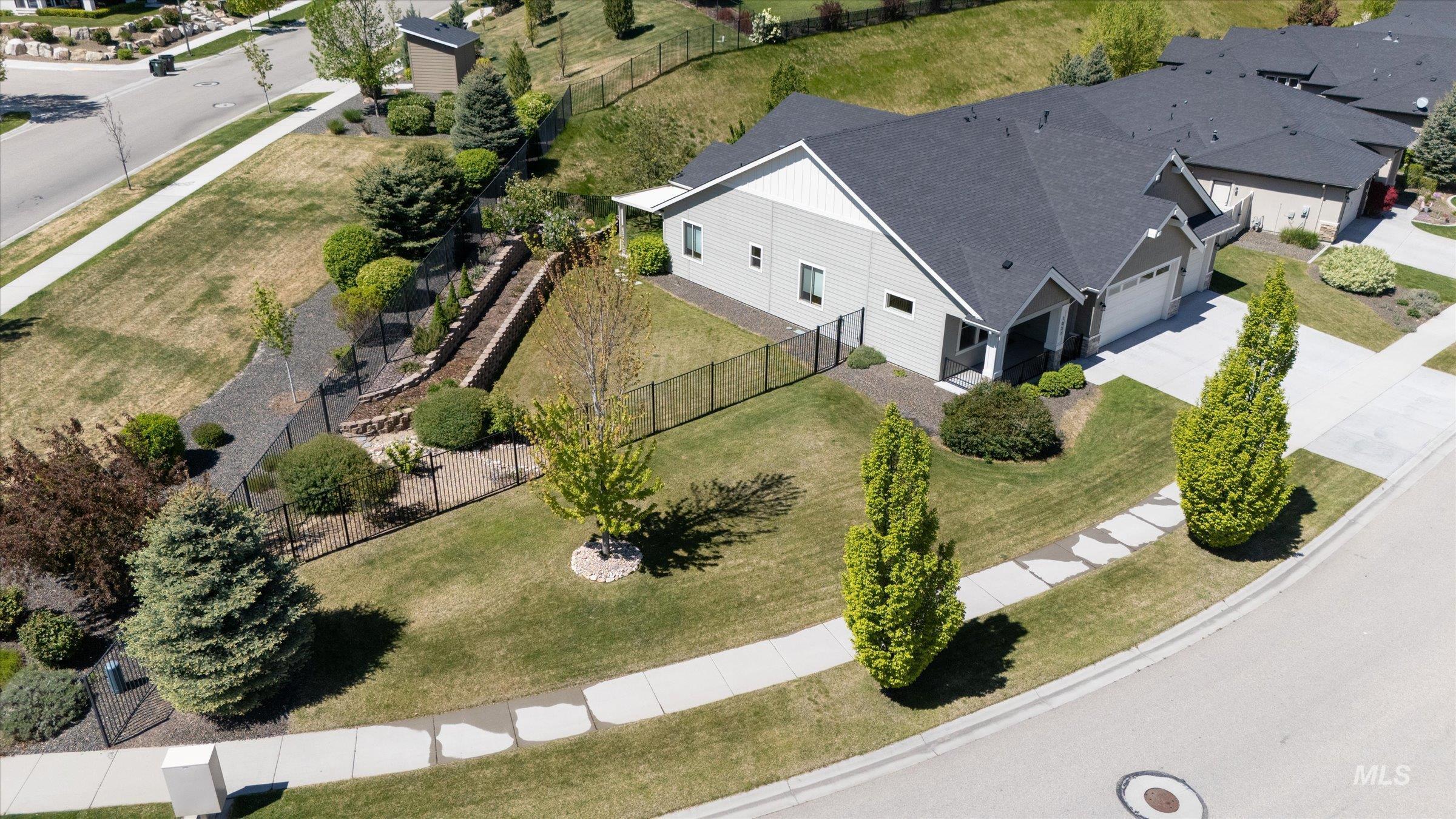 1031 E Reflect Ridge Drive