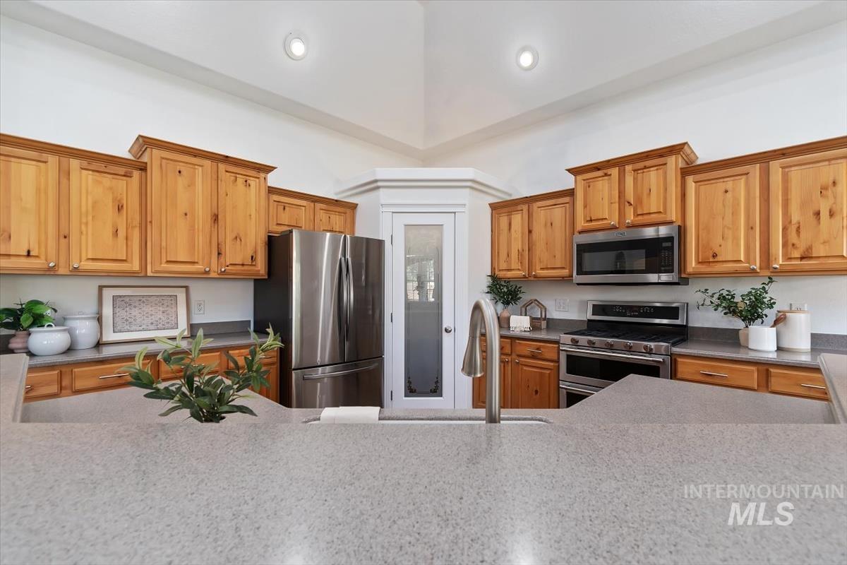 2312 W Kelly Creek Drive