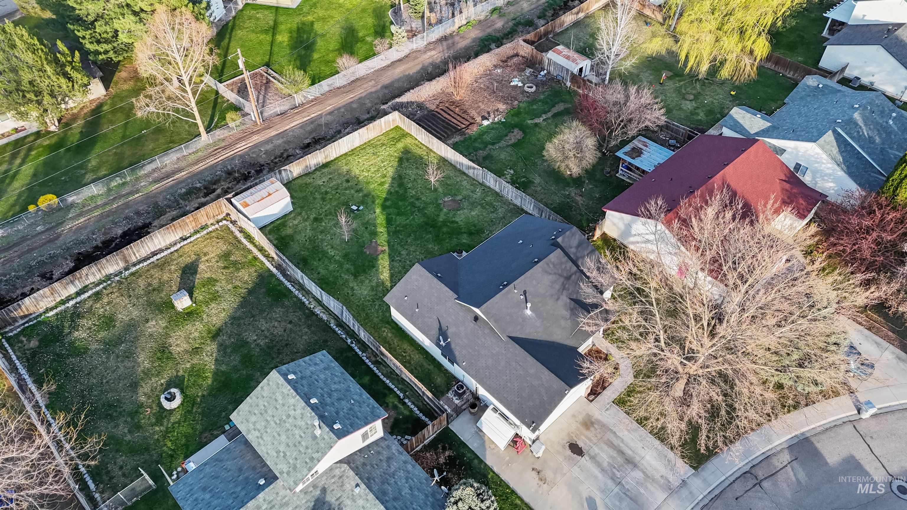 2908 E Sandgate Ave