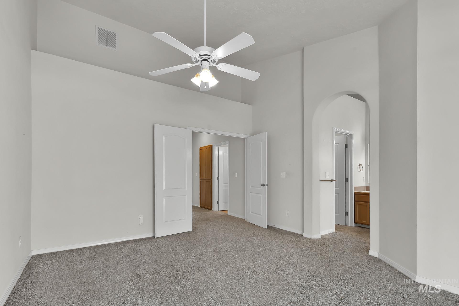 2680 N Phoenix