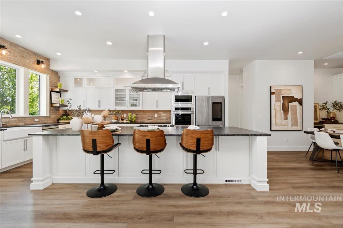 8833 W Fawn Brook St