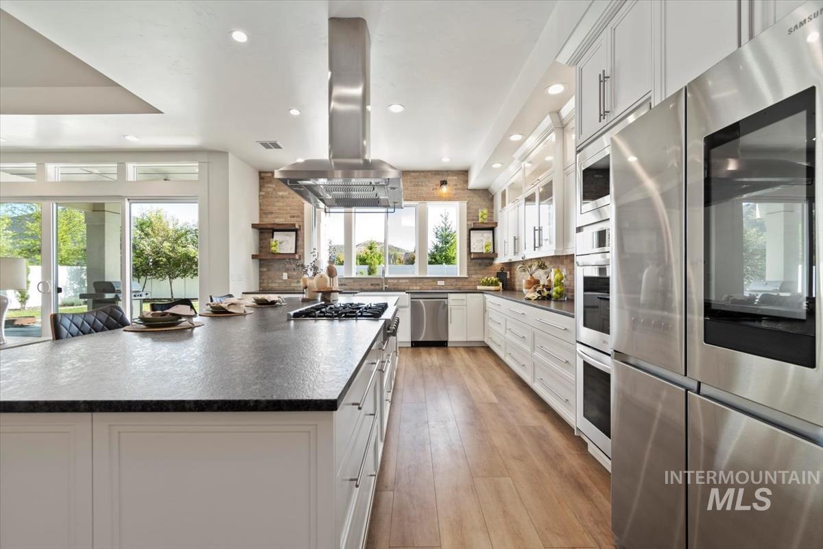 8833 W Fawn Brook St