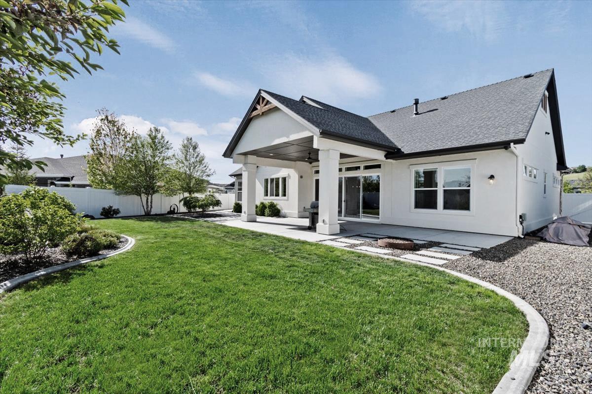 8833 W Fawn Brook St