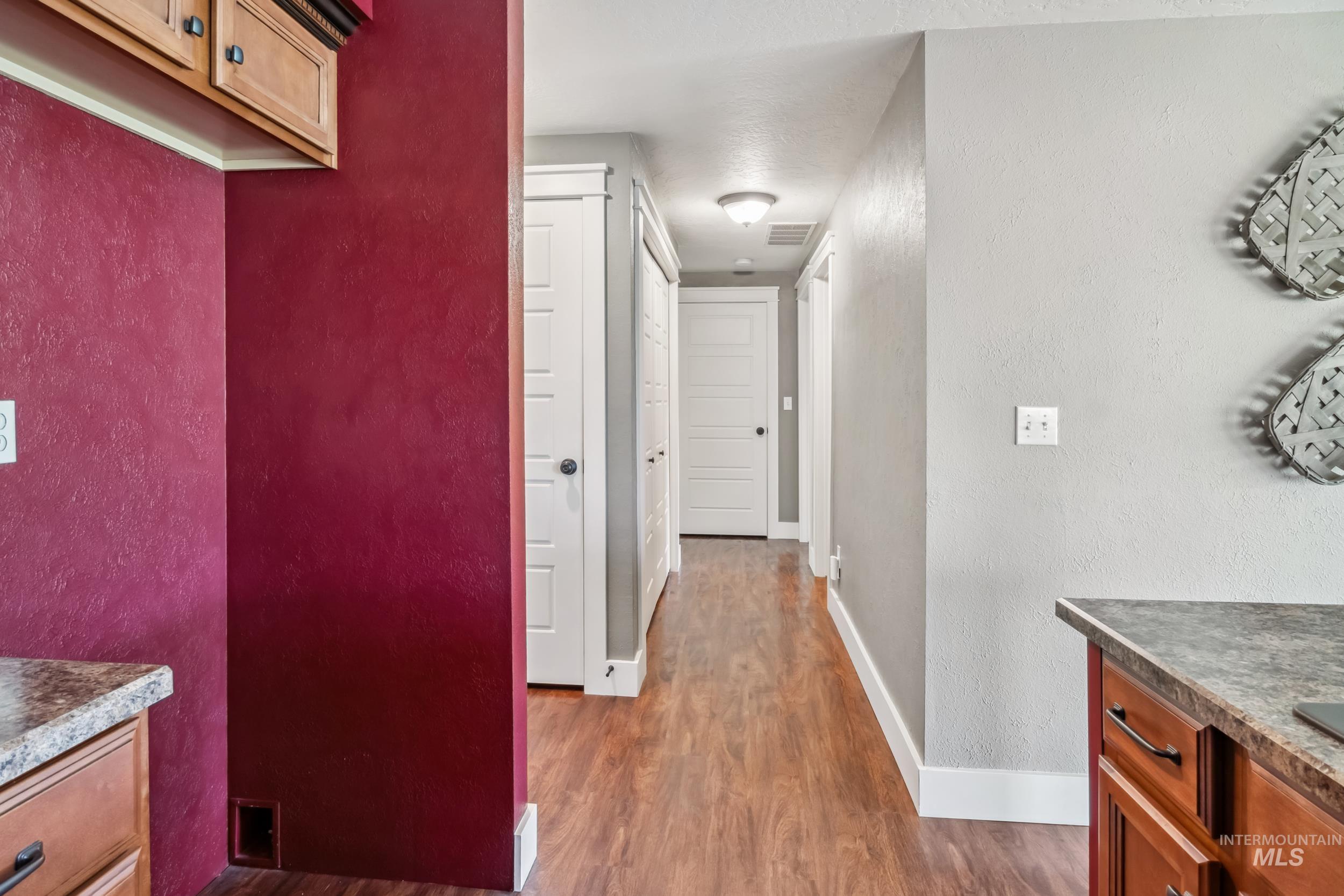 810 N Eagle Hills Way