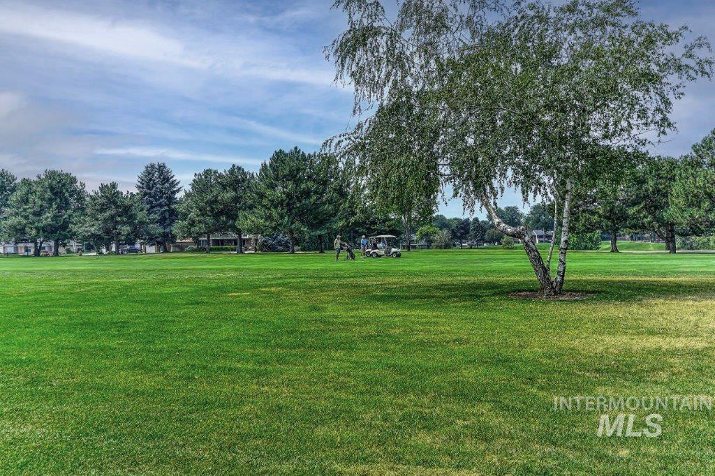 810 N Eagle Hills Way