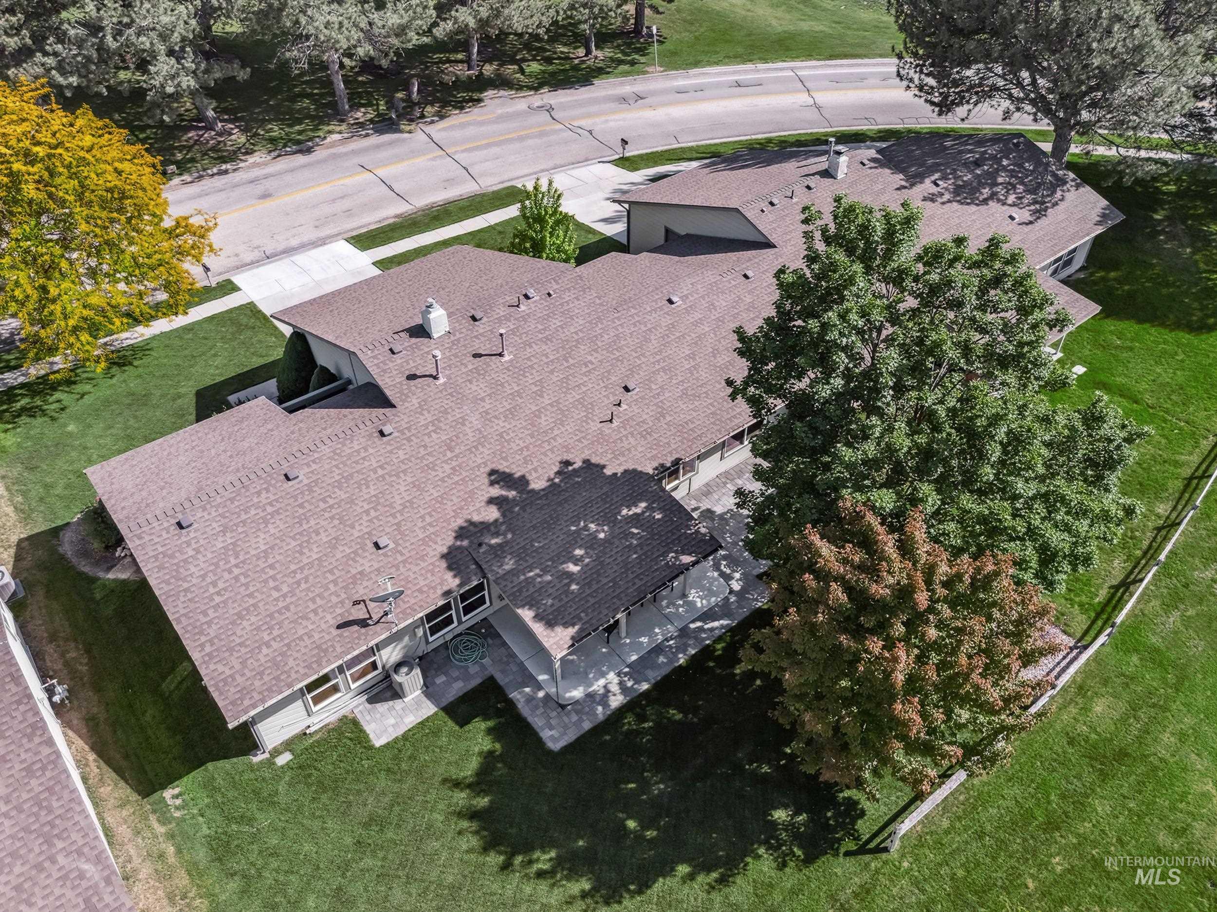 810 N Eagle Hills Way