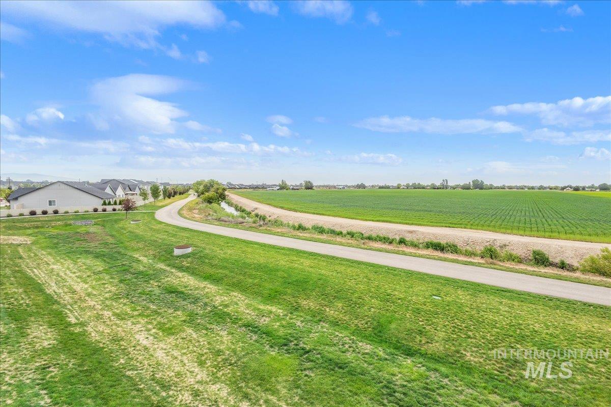 5144 W W Grand Rapids Dr