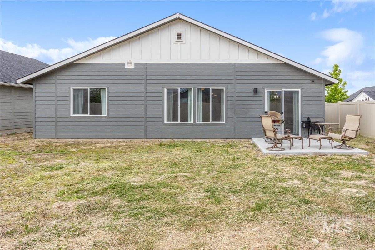 5144 W W Grand Rapids Dr