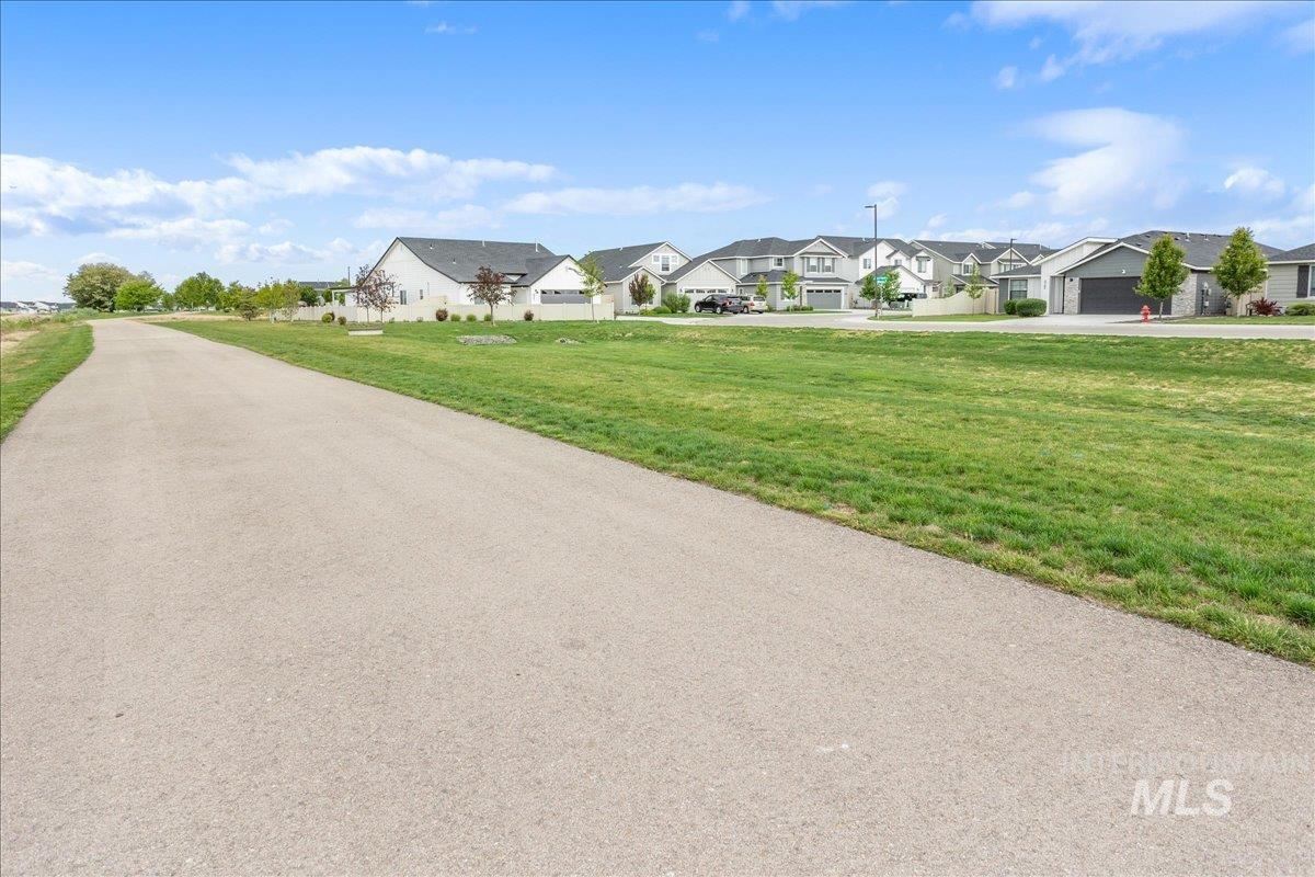 5144 W W Grand Rapids Dr