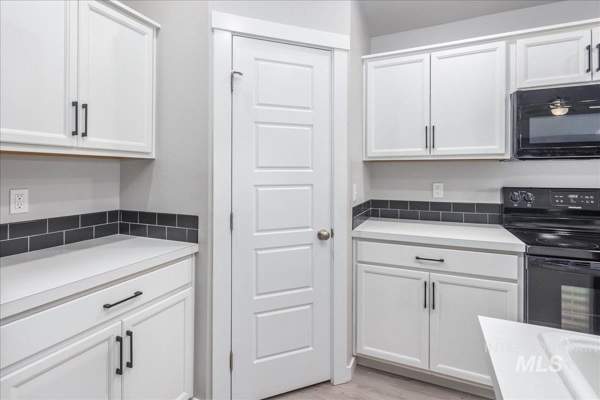 5144 W W Grand Rapids Dr