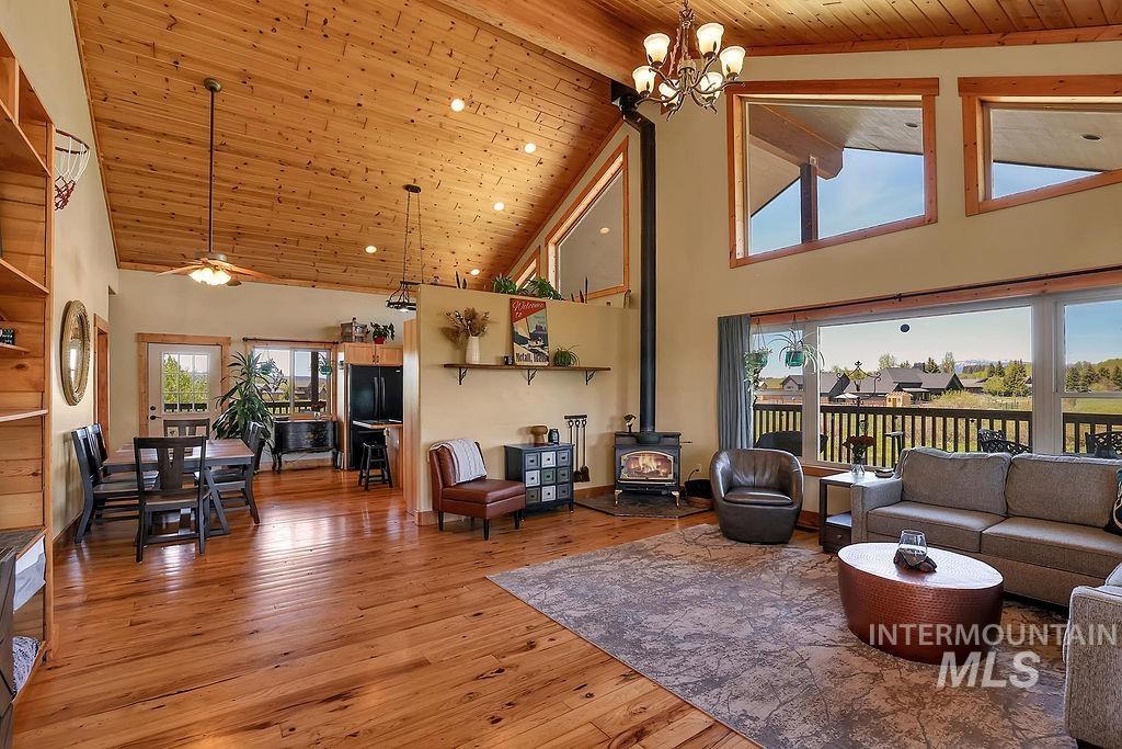 13979 Ramos Ct