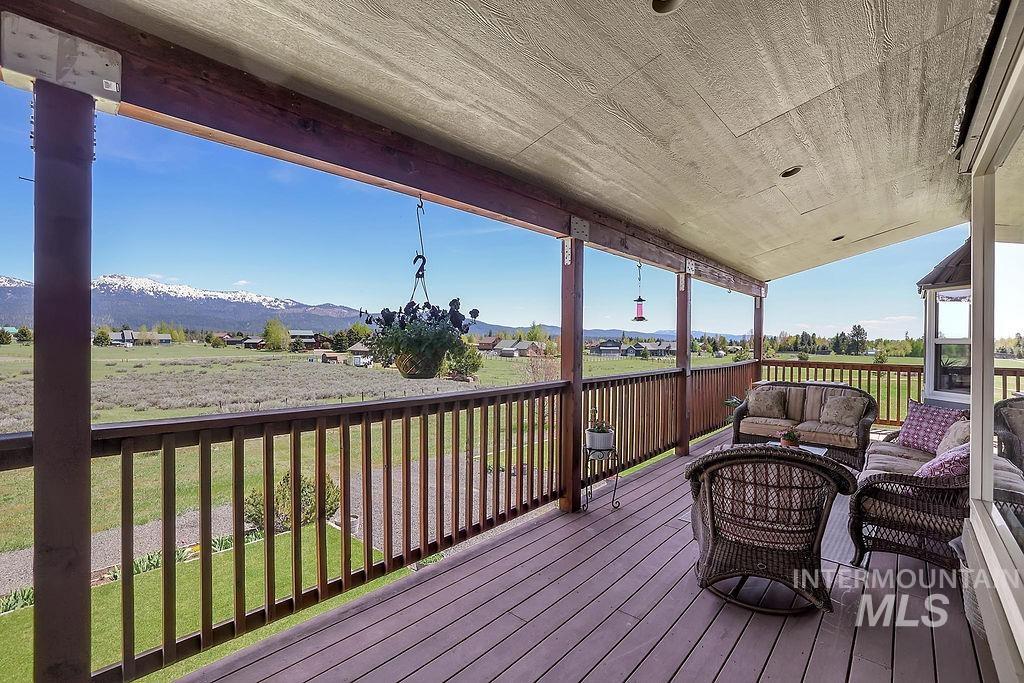 13979 Ramos Ct