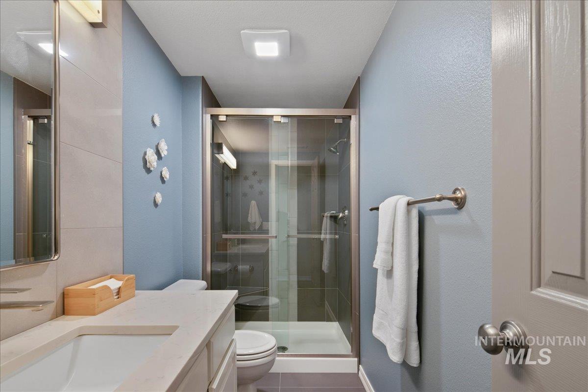1049 N Purple Sage Way