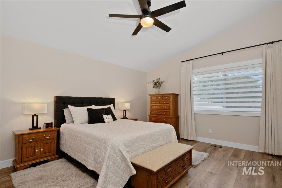 1049 N Purple Sage Way