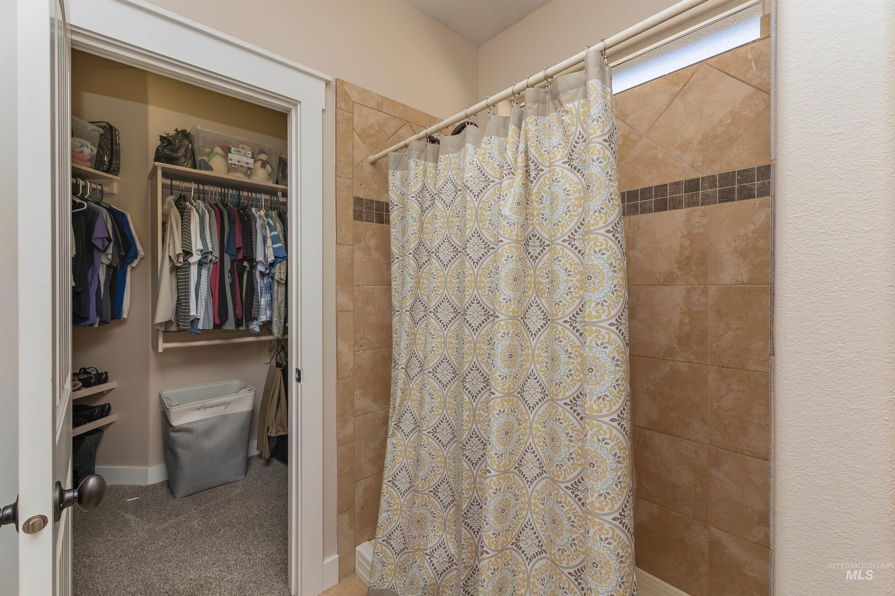 818 W Dallan Woods Way