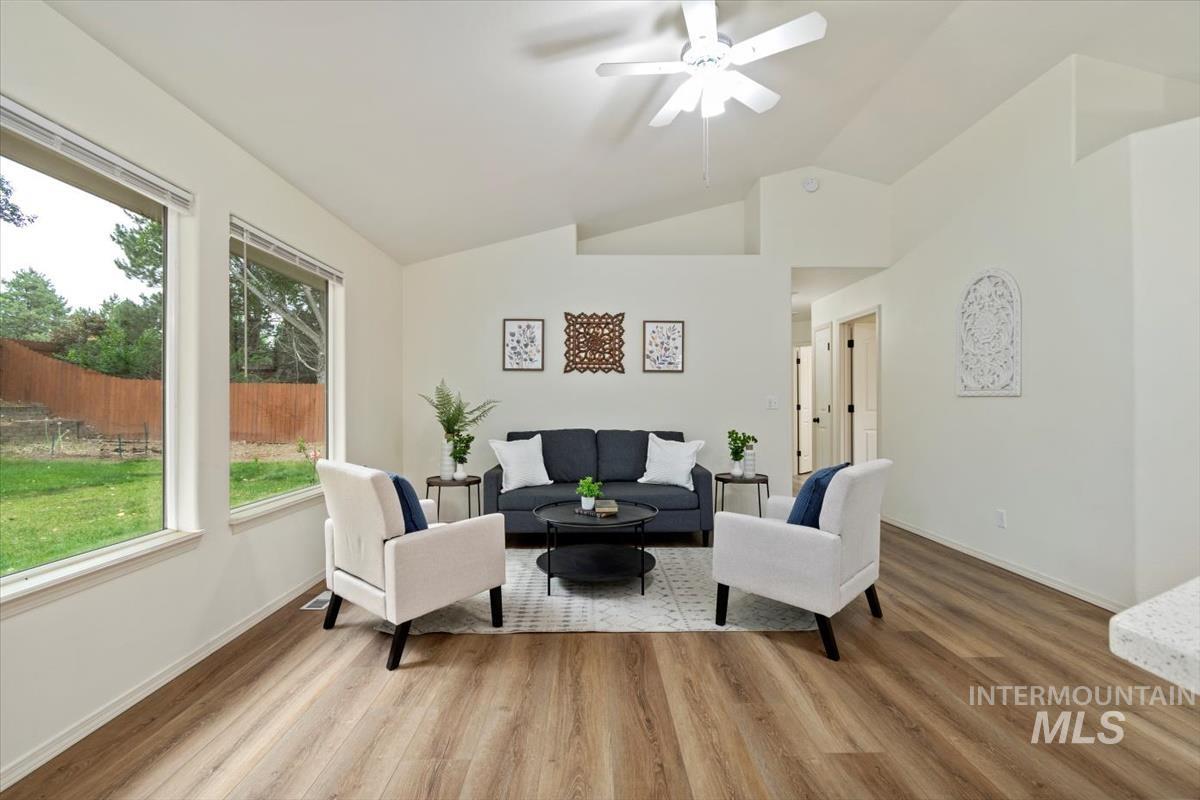 1945 N Eagle Creek Way