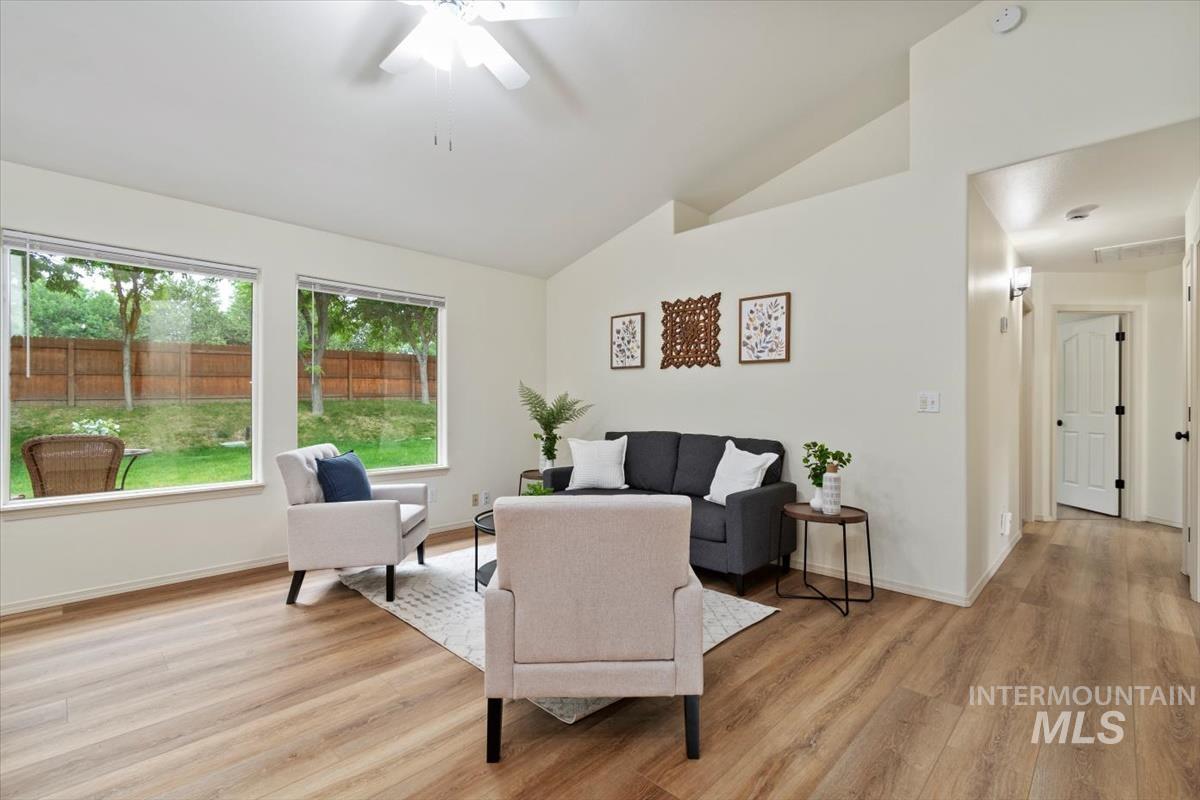 1945 N Eagle Creek Way