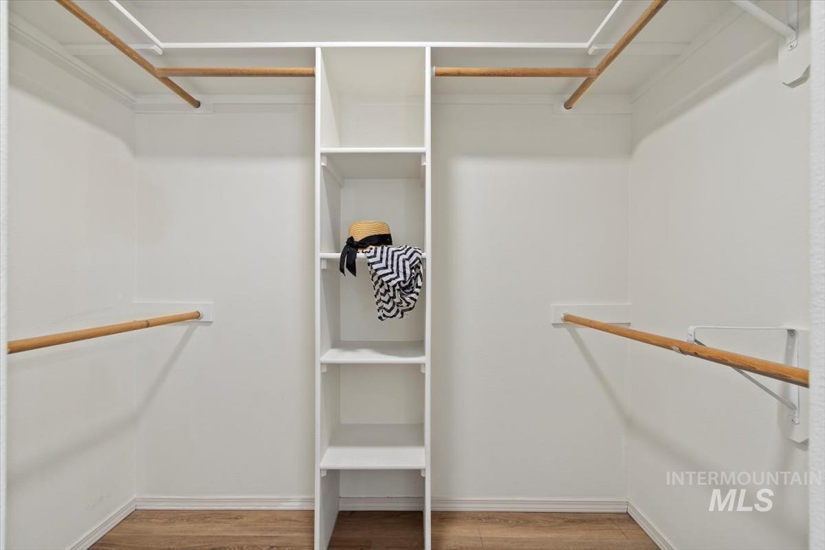 1945 N Eagle Creek Way