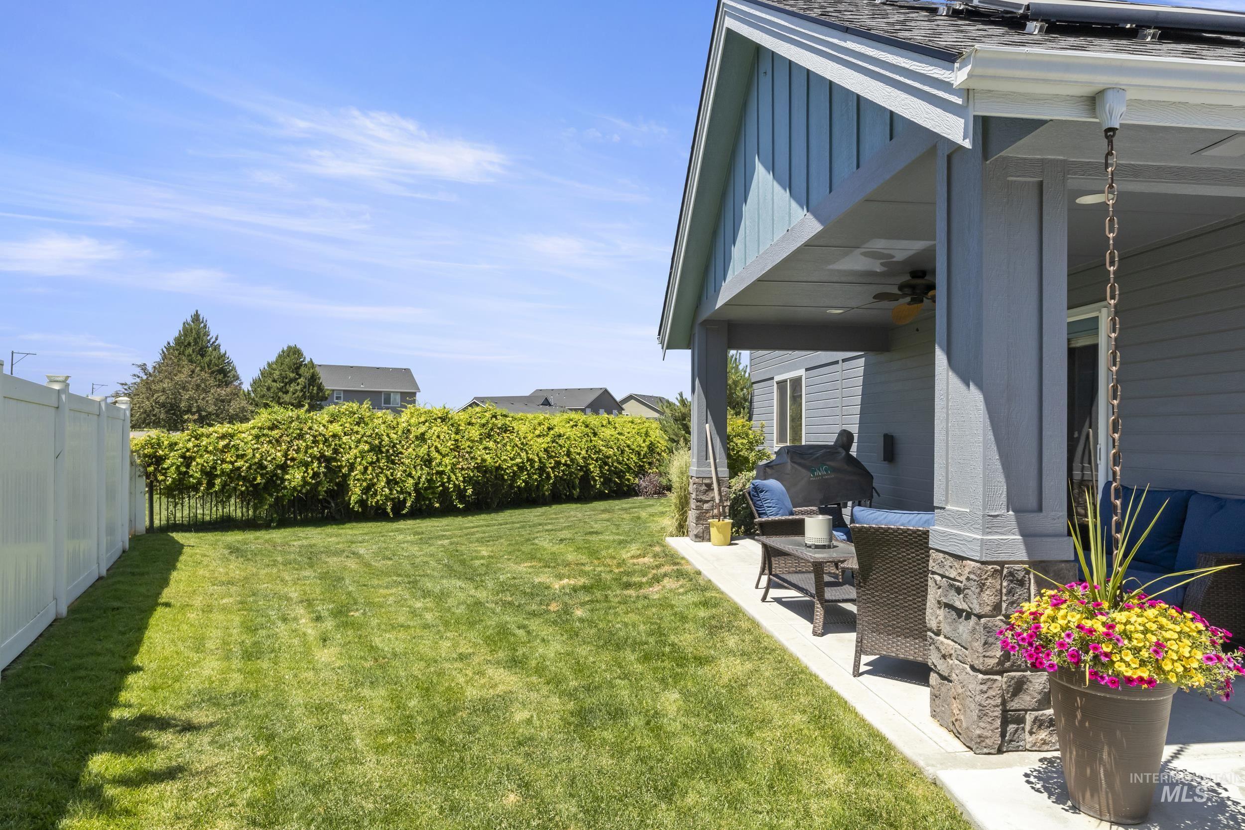 1957 W Placer Creek Ct