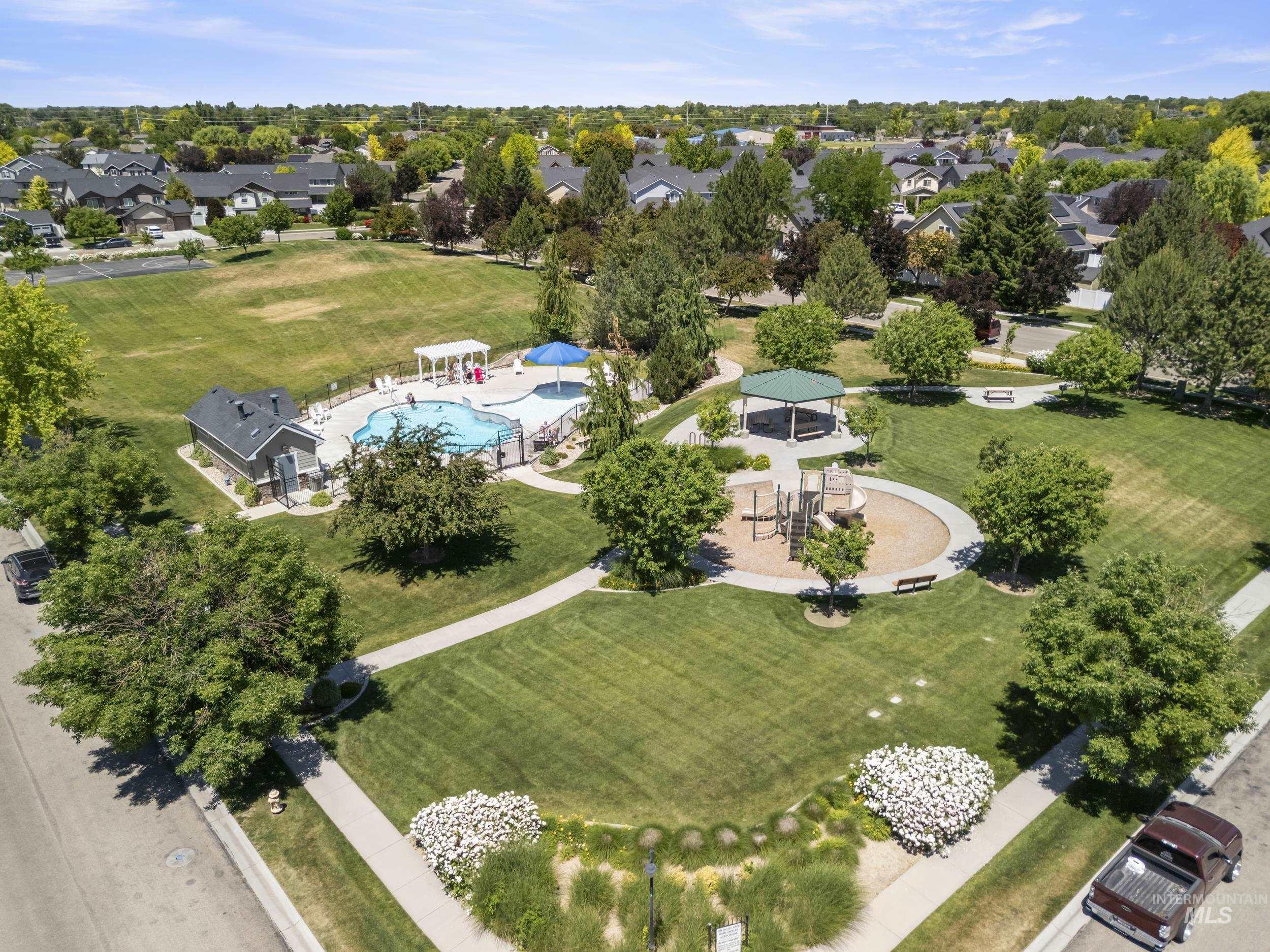 1957 W Placer Creek Ct