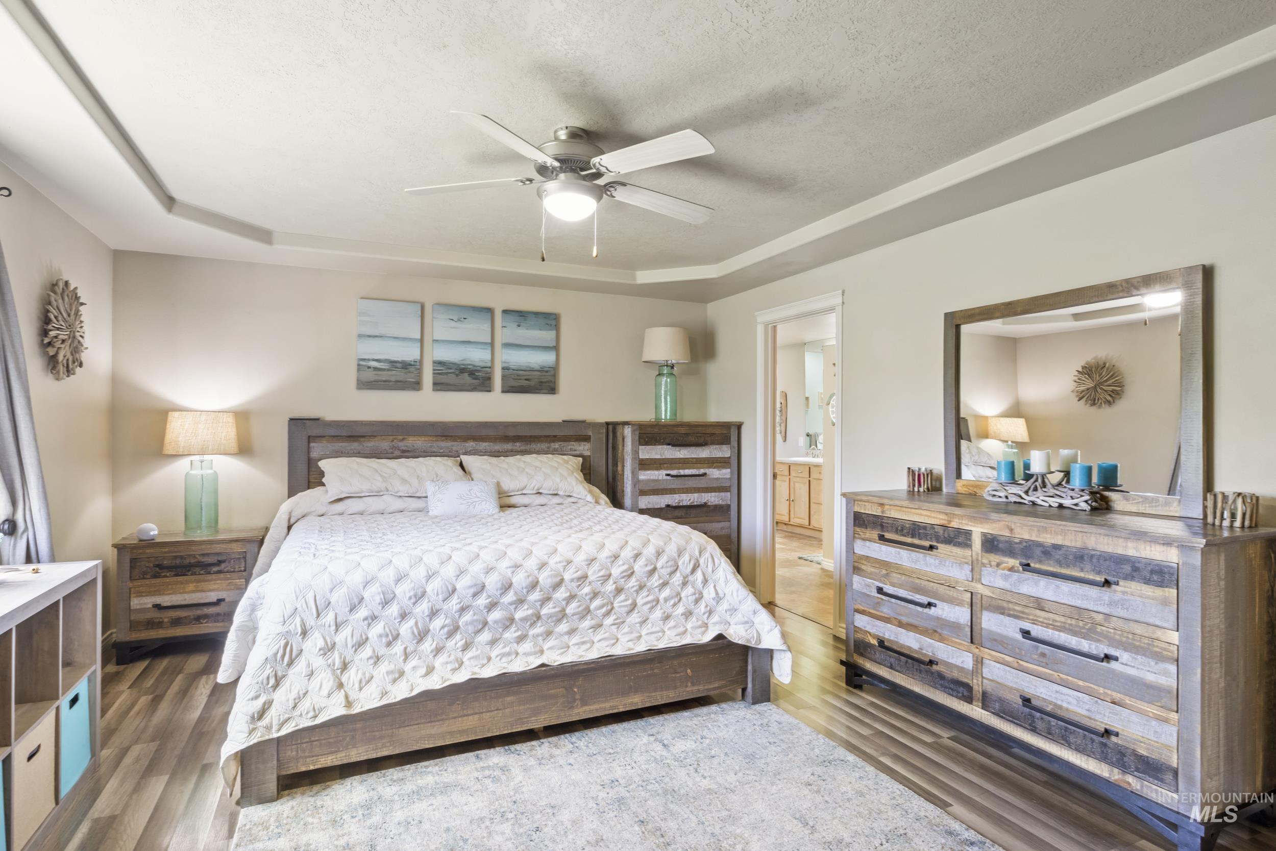 1957 W Placer Creek Ct