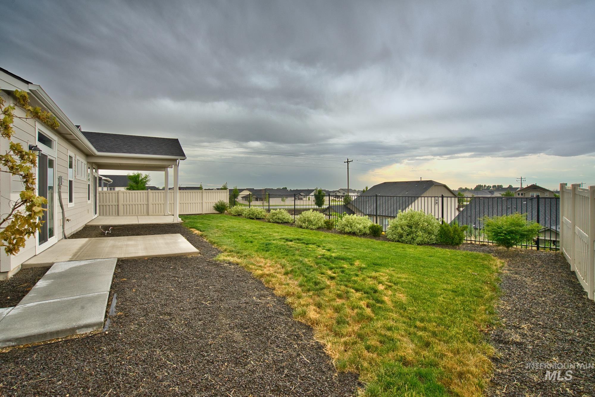 10449 W Thimbleberry Dr