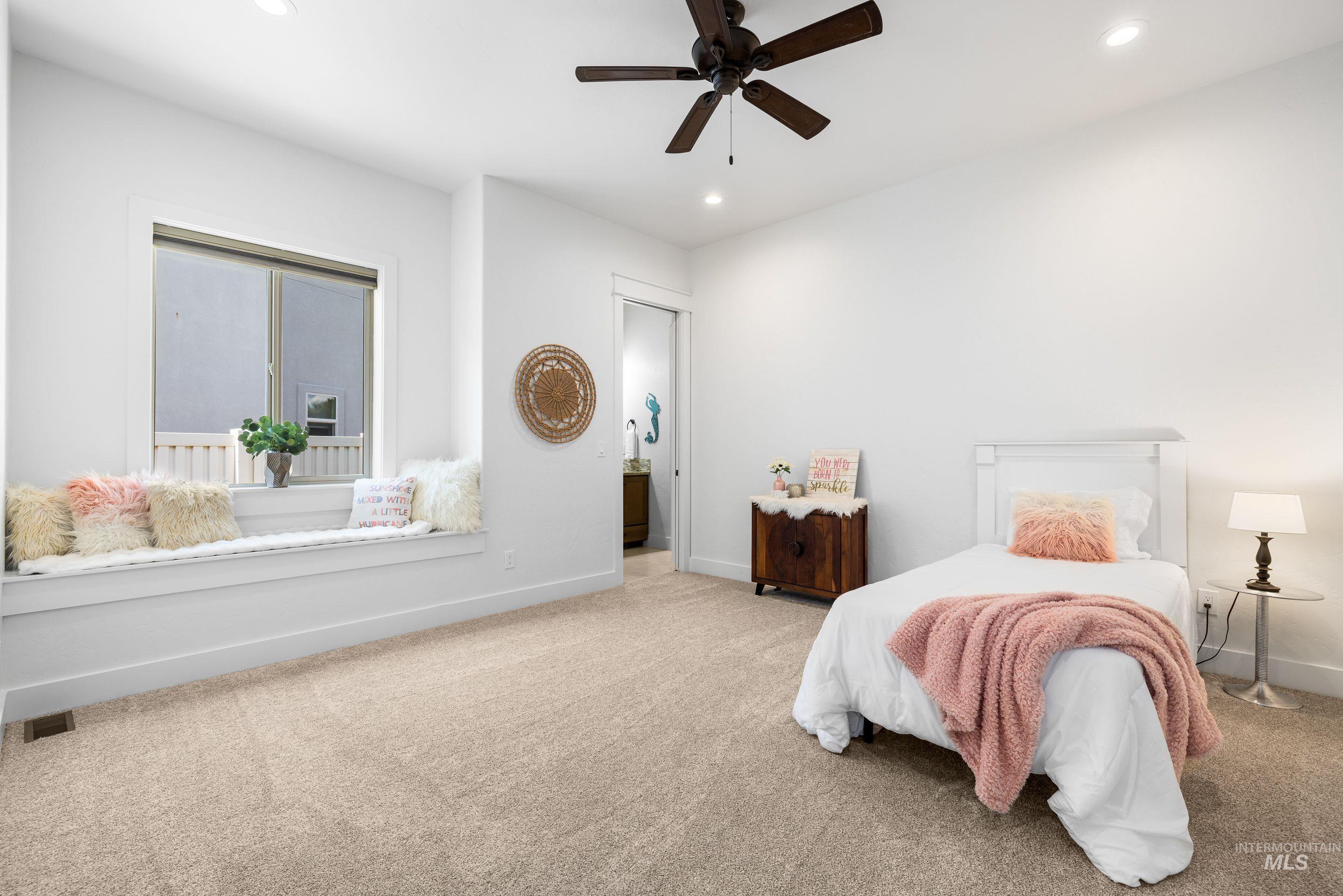 11258 W Streamview Ct