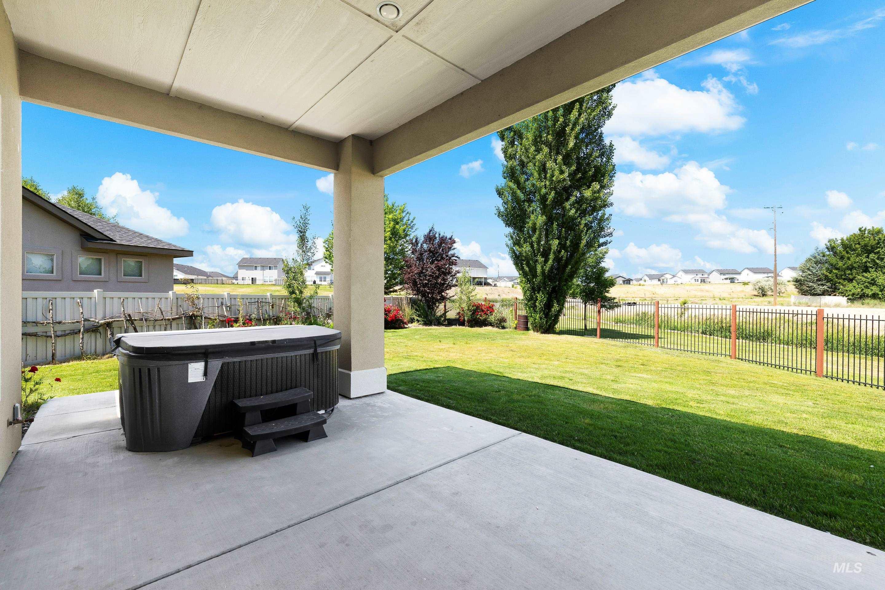 11258 W Streamview Ct