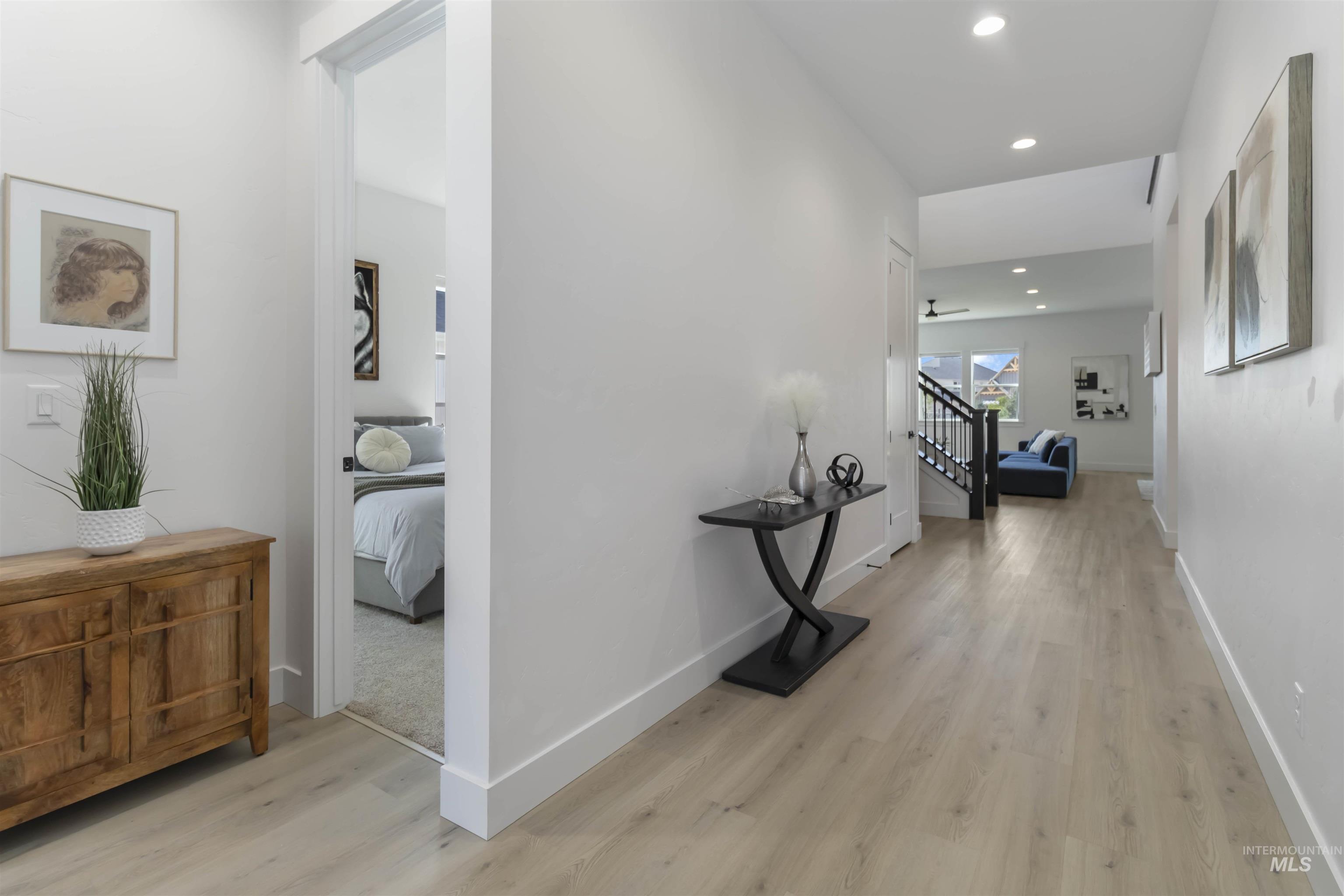 125 S Eagles Roost Way