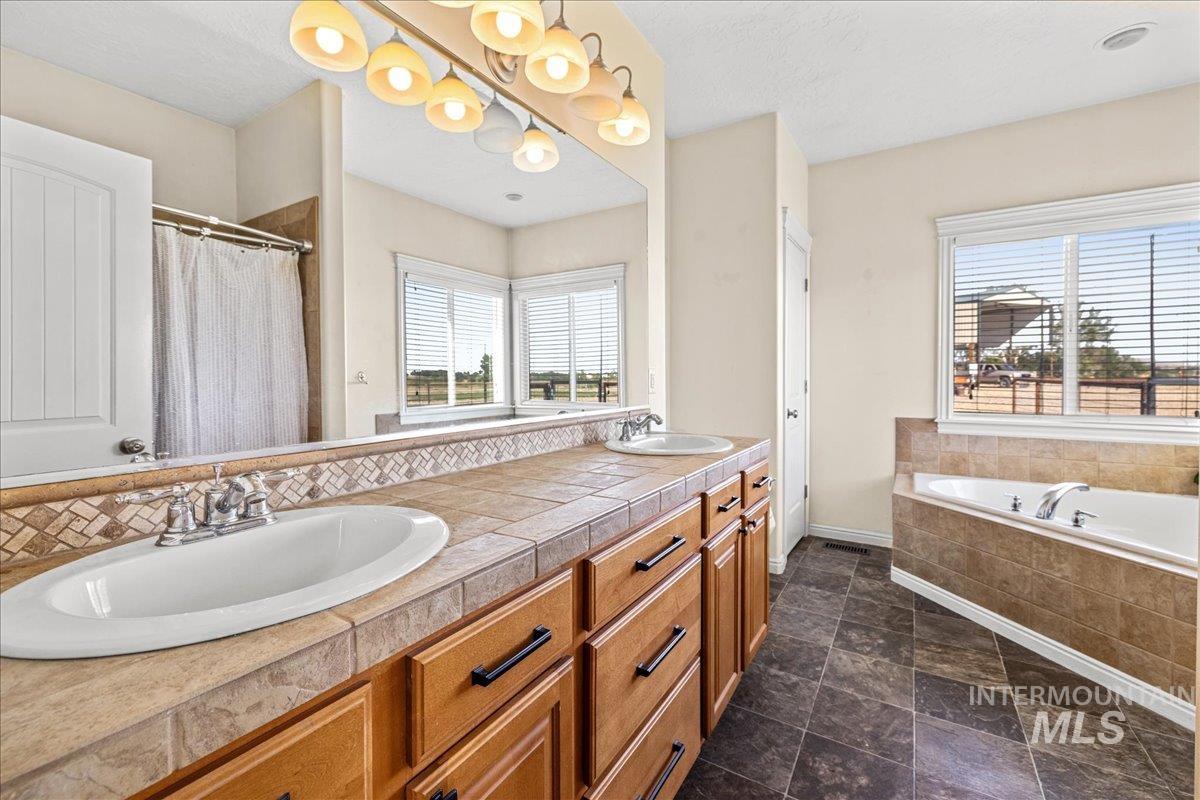 2132 Succor Creek Rd