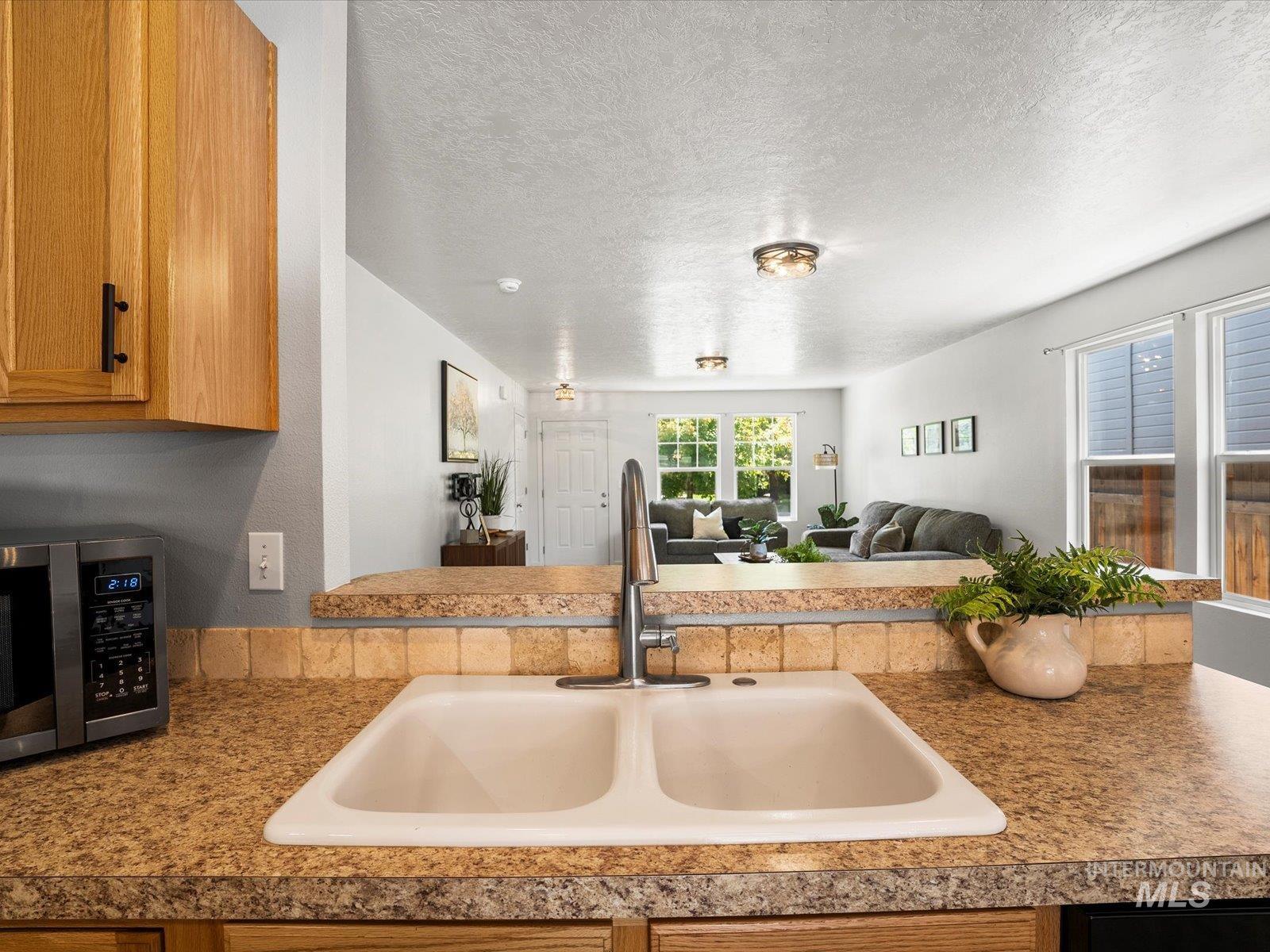 12800 W Fernleaf Street