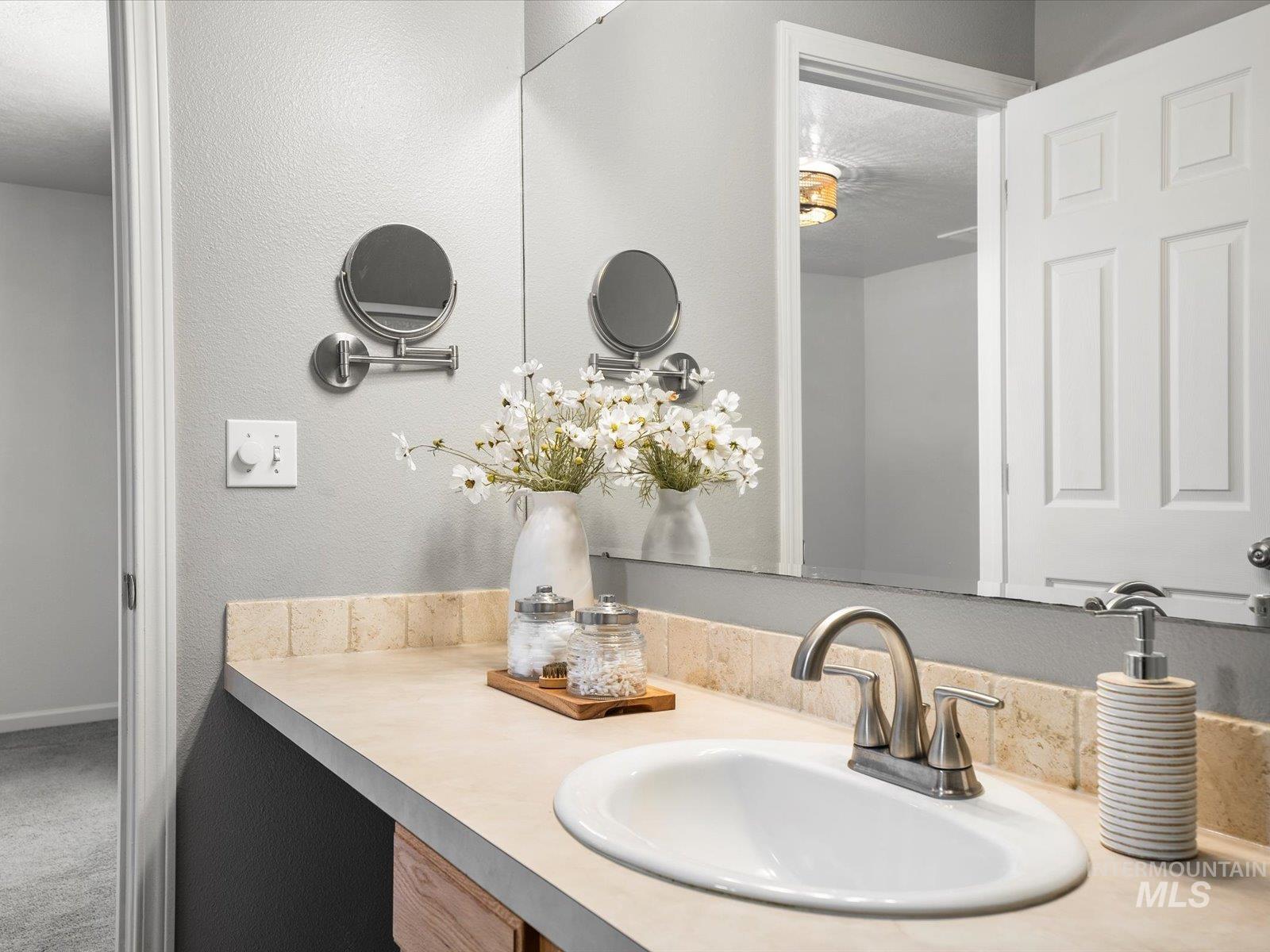 12800 W Fernleaf Street