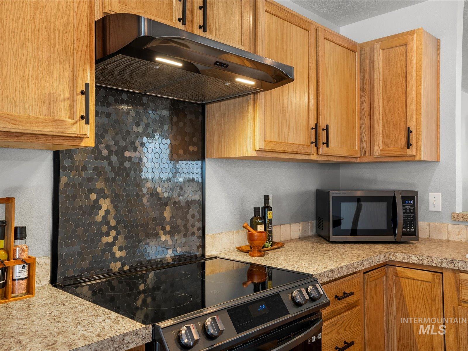 12800 W Fernleaf Street