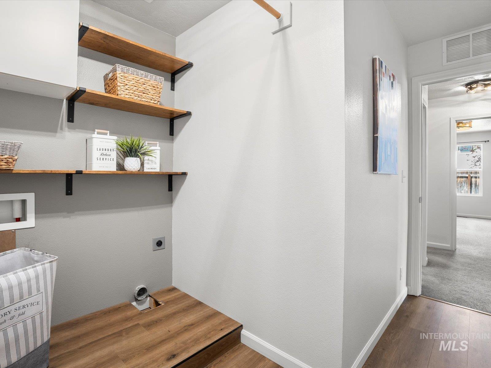 12800 W Fernleaf Street