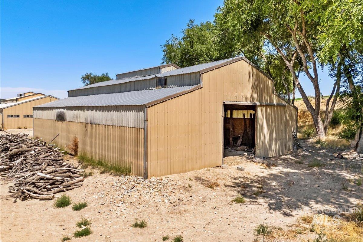 11108 Riverside Rd