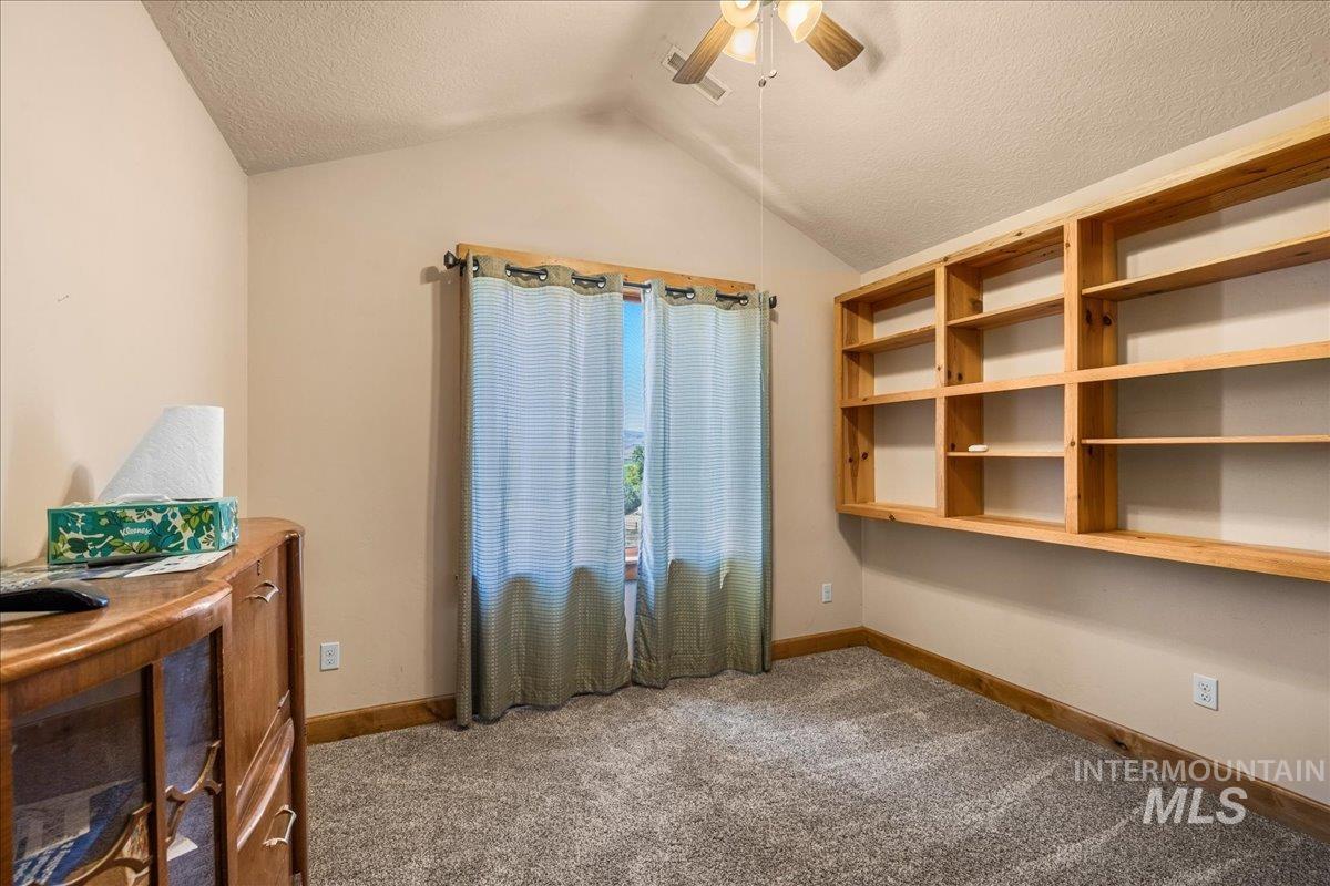 11108 Riverside Rd