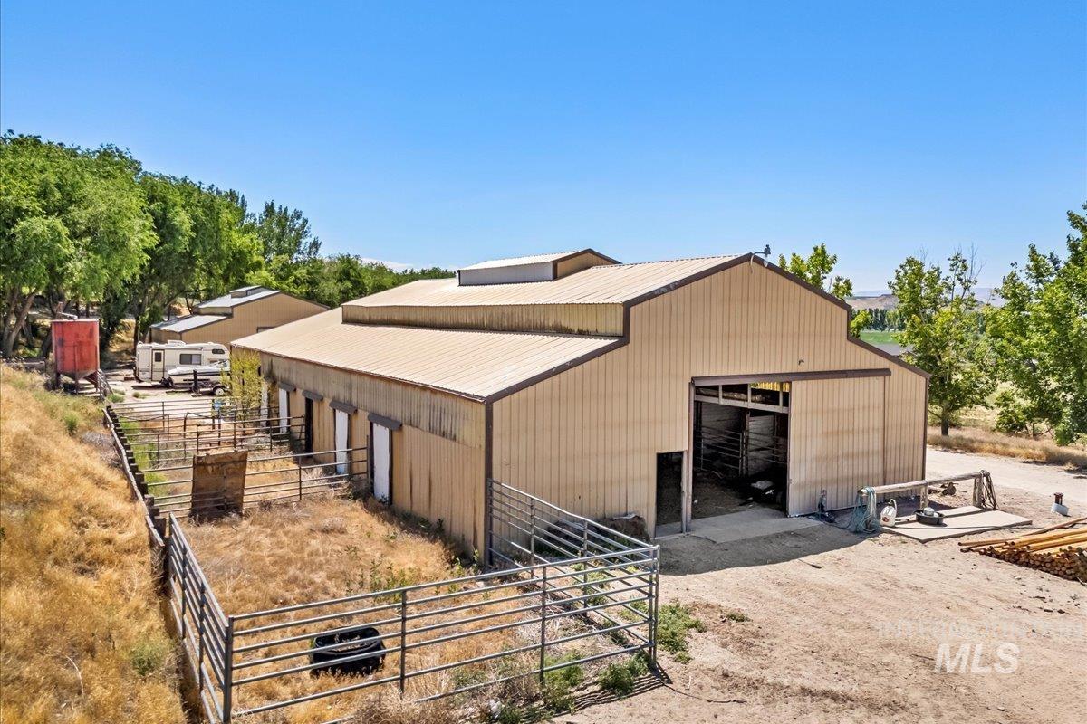 11108 Riverside Rd